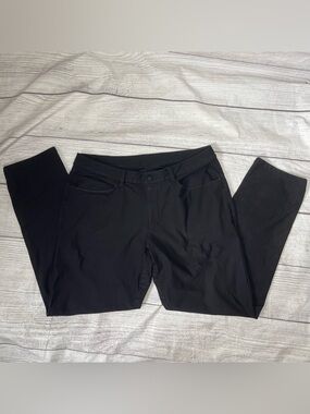 Lululemon ABC Classic Fit Men’s 34x30 Black Warpstreme Stretch Pants